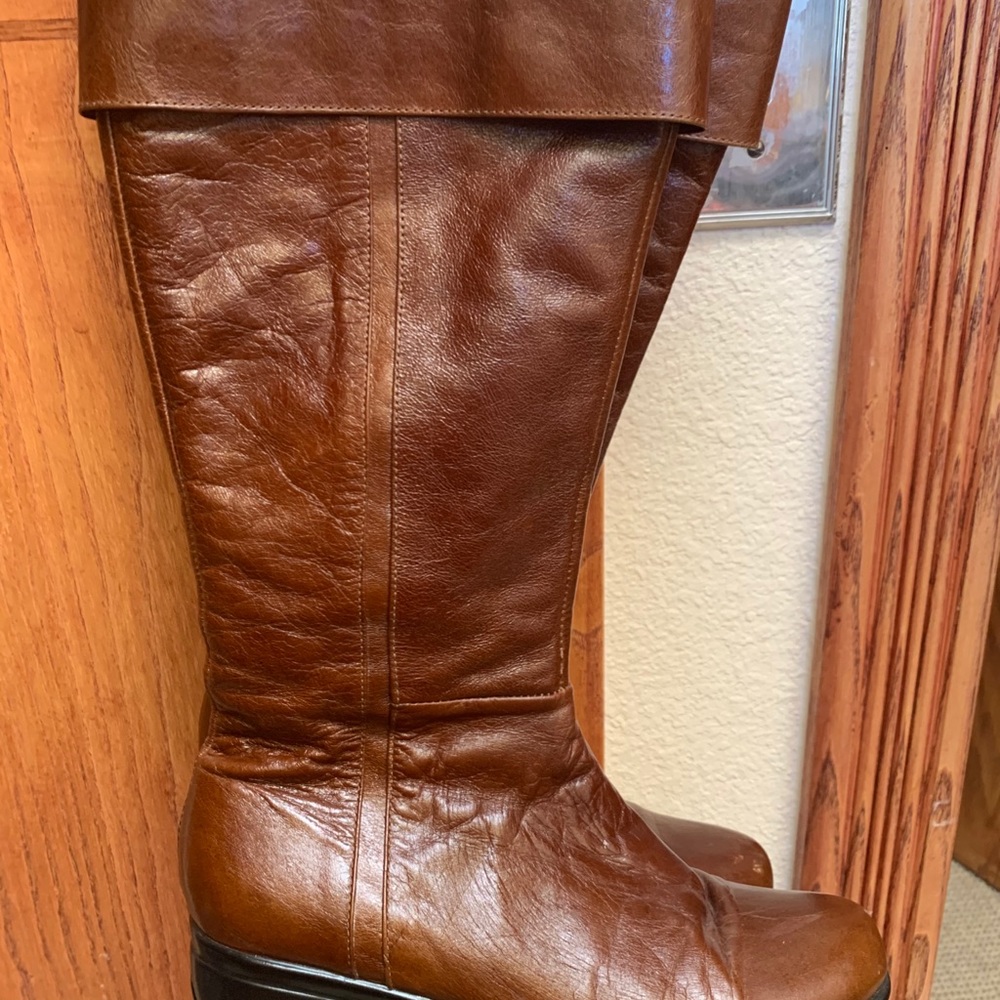 Leather boots - Picture 2 of 4